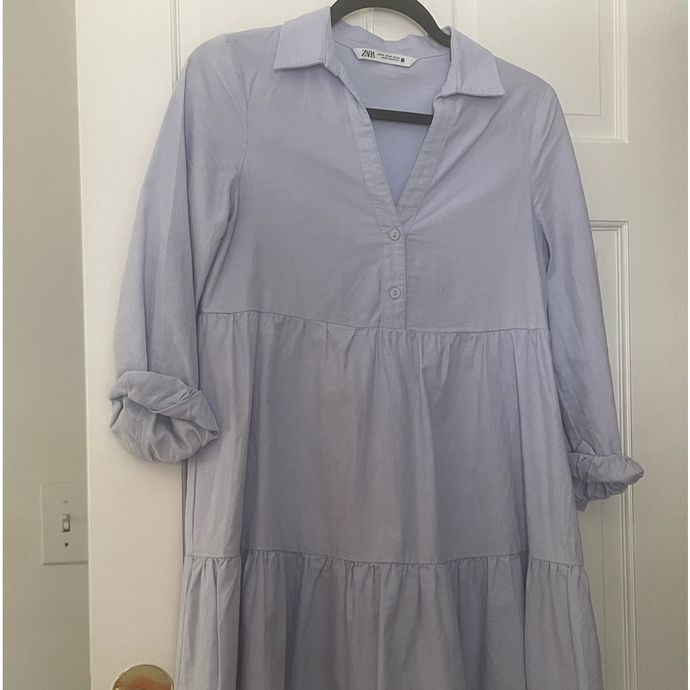 Zara size small blue Oxford lithograph throw on dress